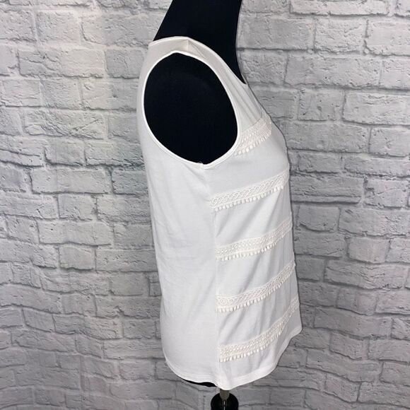 Talbots women S petite sleeveless tank top white w/textured embroidery design - Picture 5 of 9